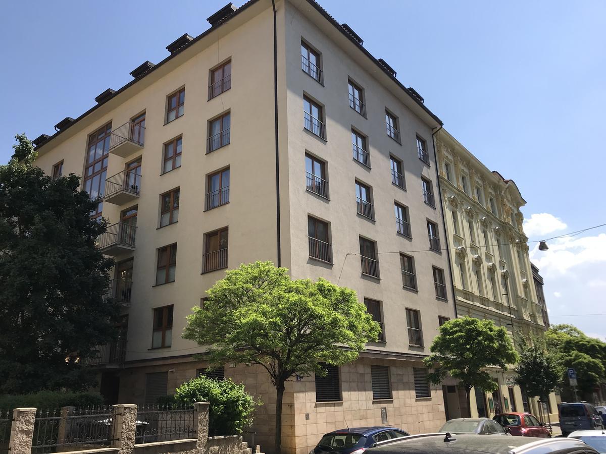Beautiful Apartment In Central Residence Prague Exterior photo